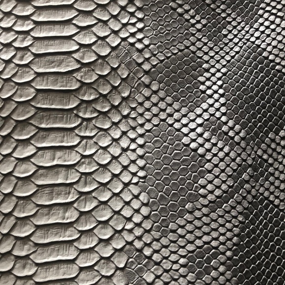 Grey Snakeskin Look Clutch Handbag Purse w Tassel NWT - Picture 9 of 9